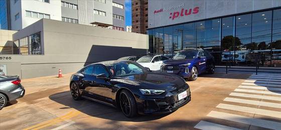 AUDI RS E-TRON GT ELÉTRICO QUATTRO